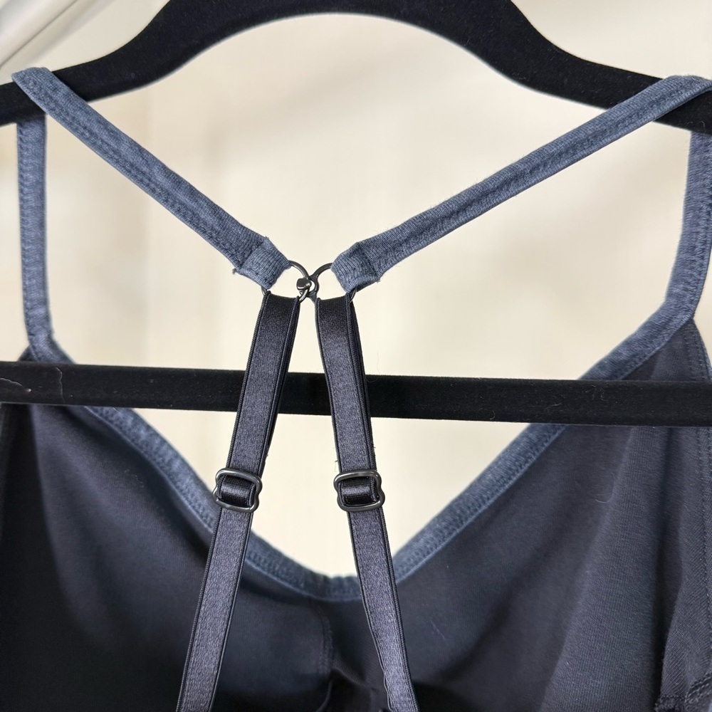 Lululemon Built-In Bra Tank Top Heathered Deep Coal Gray Size 8 – Connect Straps - Picture 4 of 8